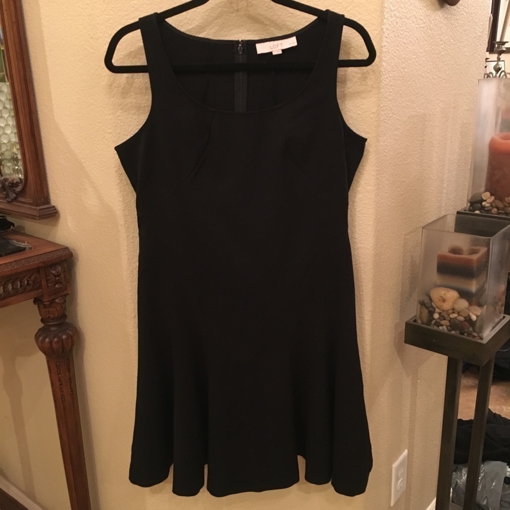 ANN TAYLOR Loft Women Black Sleeveless Career Dress Size 8 Petite